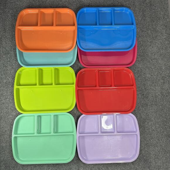 CAMPING Kids Children DISHES PICNIC SET - 8 PIECES OF TABLEWARE - Multicolor - Picture 1 of 5